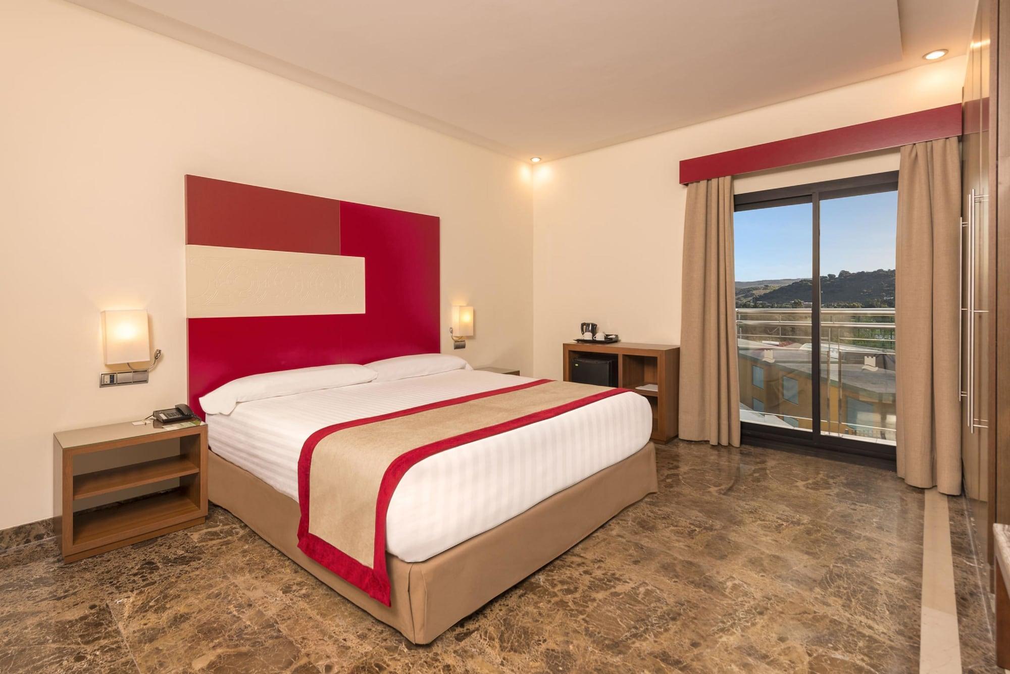 Estepona Hotel & Spa Resort Экстерьер фото